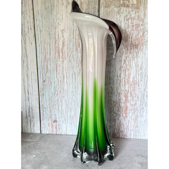 Jack-In-The-Pulpit Hand-Blown Art Glass Vase Green & White Ombre w/Purple Rim 12 - Picture 2 of 12